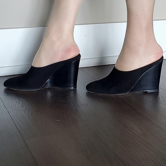๐ 3X HOST PICK ๐ Club Monaco Leather Mules Wedges - Picture 5 of 15